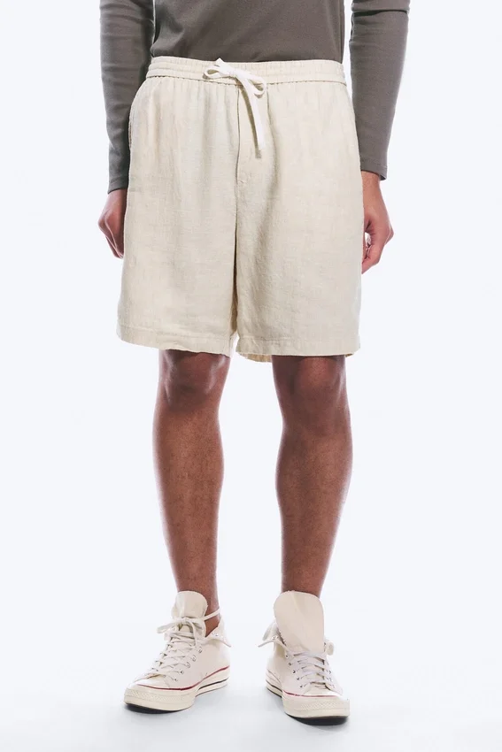 Pantalones cortos de lino de corte holgado con cordón – Crudo Pantalones cortos de lino de corte holgado con cordón – Crudo