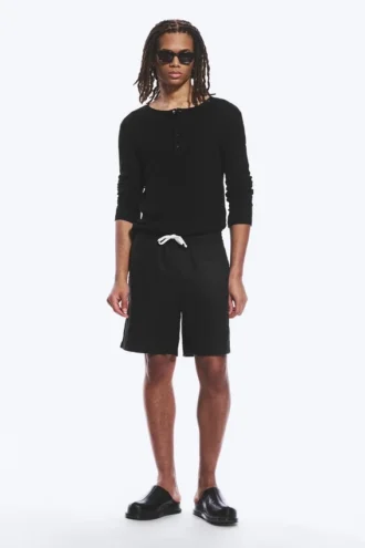 Pantalones cortos de lino holgados con cordón – Negro Pantalones cortos de lino holgados con cordón – Negro