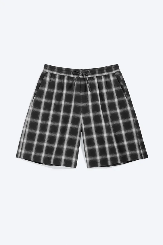 Pantalones cortos de mezcla de lino – A cuadros negros Pantalones cortos de mezcla de lino – A cuadros negros