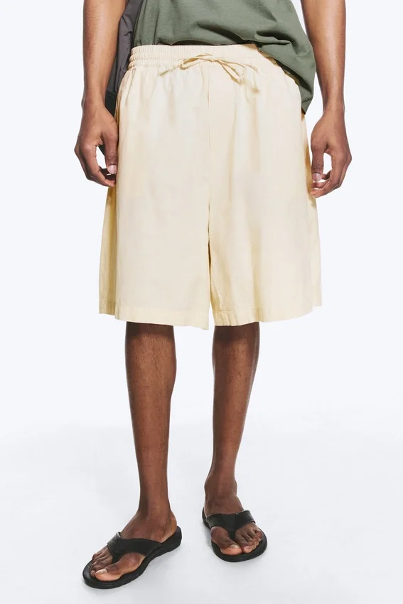 Pantalones cortos de mezcla de lino – Beige claro Pantalones cortos de mezcla de lino – Beige claro