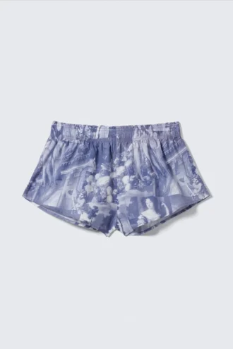 Pantalones cortos de pijama de popelín estampado de talle medio – Azul – Collage barroco