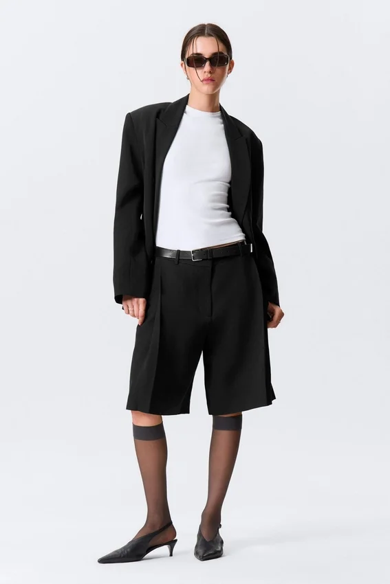 Pantalones cortos de traje de mezcla de lino de talle bajo – Negro Pantalones cortos de traje de mezcla de lino de talle bajo – Negro