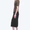 Pantalones cortos de traje de talle bajo y corte holgado – Negro Pantalones cortos de traje de talle bajo y corte holgado – Negro
