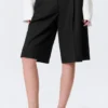 Pantalones cortos de traje holgados de talle bajo y largo tres cuartos – Negro Pantalones cortos de traje holgados de talle bajo y largo tres cuartos – Negro