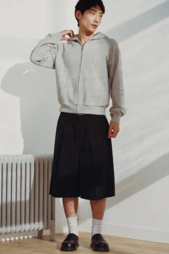 Pantalones cortos de traje holgados de talle medio – Negro