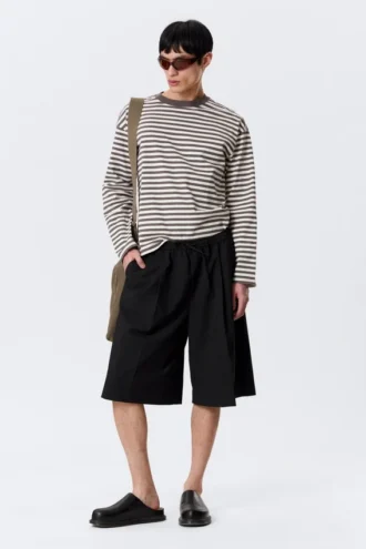 Pantalones cortos de traje holgados de talle medio – Negro