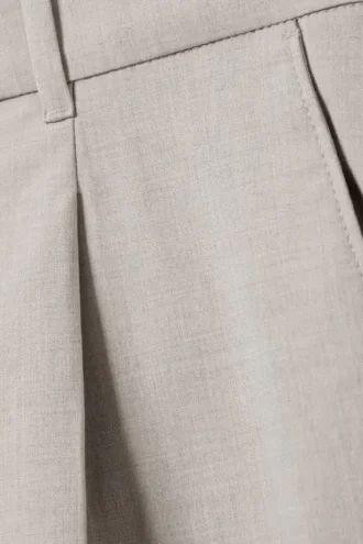 Pantalones cortos de traje holgados Uno – Crudo