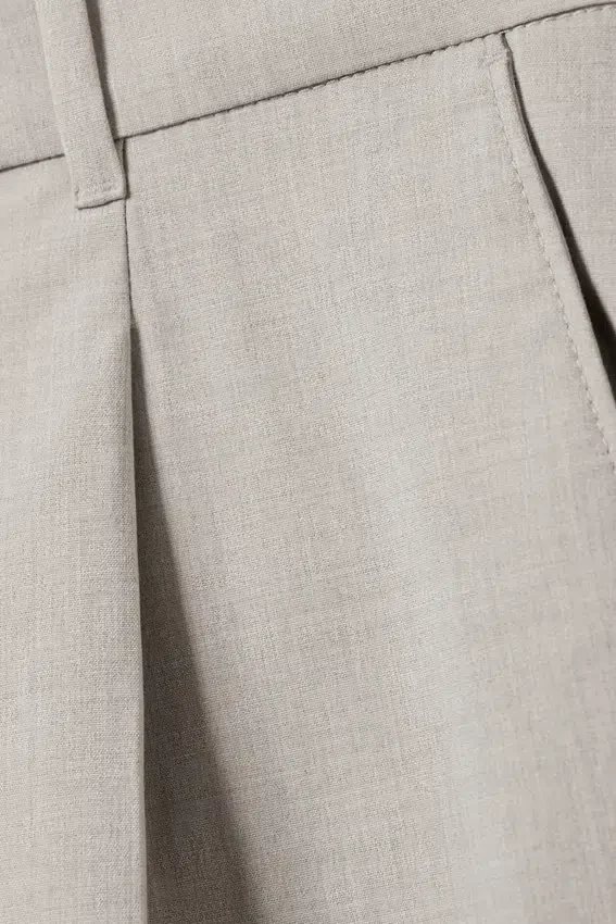 Pantalones cortos de traje holgados Uno – Crudo Pantalones cortos de traje holgados Uno – Crudo