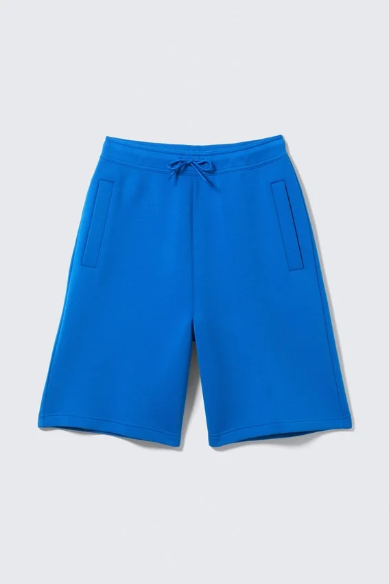 Pantalones cortos holgados de tejido scuba – Azul brillante Pantalones cortos holgados de tejido scuba – Azul brillante