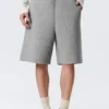 Pantalones cortos holgados de tejido scuba – Gris jaspeado Pantalones cortos holgados de tejido scuba – Gris jaspeado