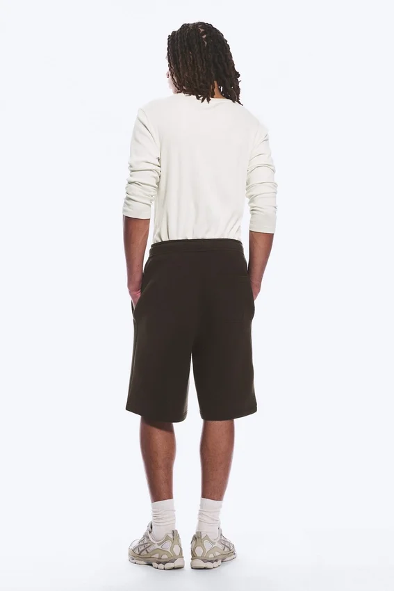 Pantalones cortos holgados de tejido scuba – Marrón oscuro Pantalones cortos holgados de tejido scuba – Marrón oscuro