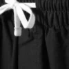Pantalones cortos Olsen de corte regular – Negro Pantalones cortos Olsen de corte regular – Negro