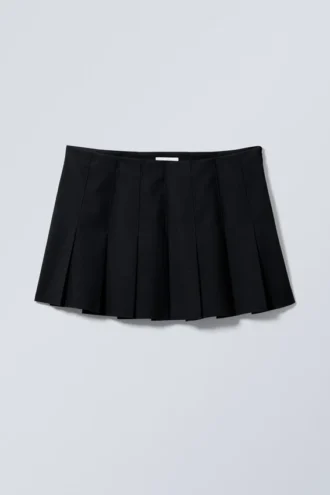 Pantalones cortos plisados – Negro