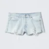 Pantalones cortos vaqueros de talle bajo con bajo sin rematar – Azul fluido – Azul claro Pantalones cortos vaqueros de talle bajo con bajo sin rematar – Azul fluido – Azul claro