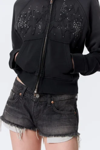 Pantalones cortos vaqueros de talle bajo con flecos Venus – Chelsea Black – Negro