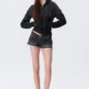Pantalones cortos vaqueros de talle bajo con flecos Venus – Chelsea Black – Negro Pantalones cortos vaqueros de talle bajo con flecos Venus – Chelsea Black – Negro