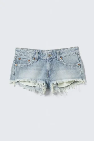 Pantalones cortos vaqueros de talle bajo con flecos Venus – Lip Blue – Azul claro