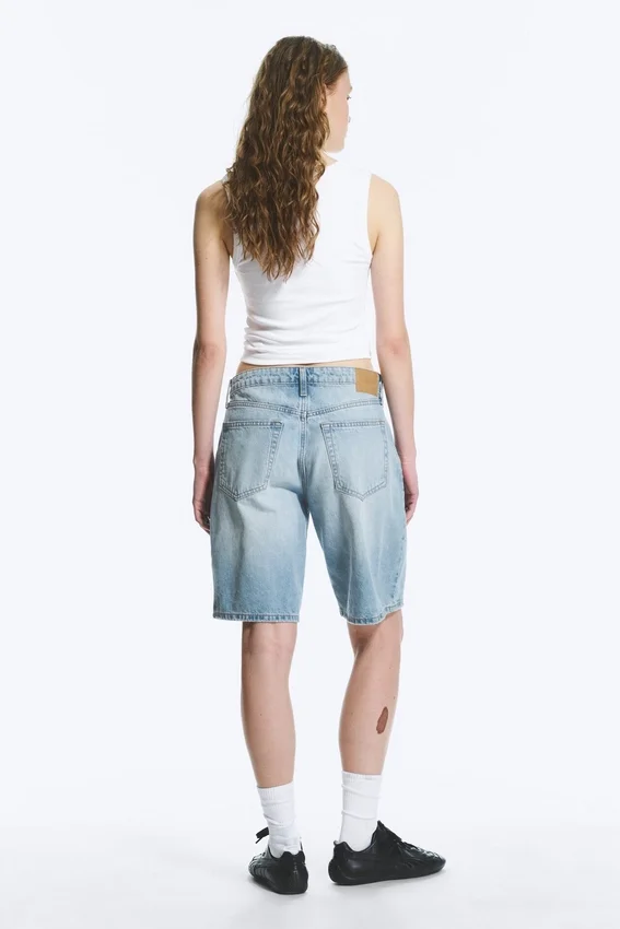 Pantalones cortos vaqueros de talle bajo Monterey – Azul Kimberley – Azul claro Pantalones cortos vaqueros de talle bajo Monterey – Azul Kimberley – Azul claro