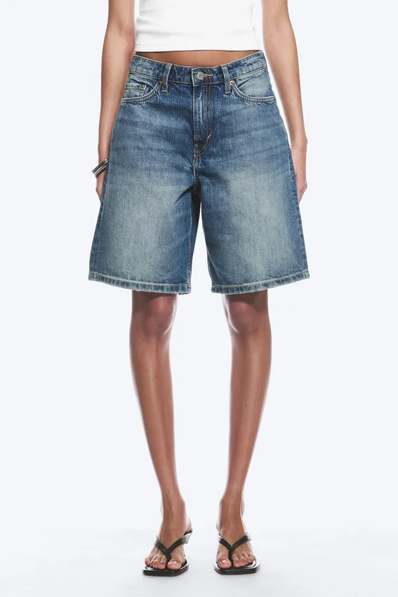 Pantalones cortos vaqueros de talle bajo Monterey – Azul radio – Azul medio Pantalones cortos vaqueros de talle bajo Monterey – Azul radio – Azul medio