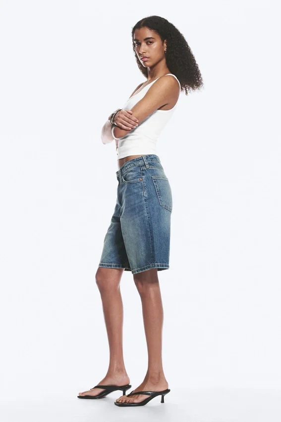 Pantalones cortos vaqueros de talle bajo Monterey – Azul radio – Azul medio Pantalones cortos vaqueros de talle bajo Monterey – Azul radio – Azul medio