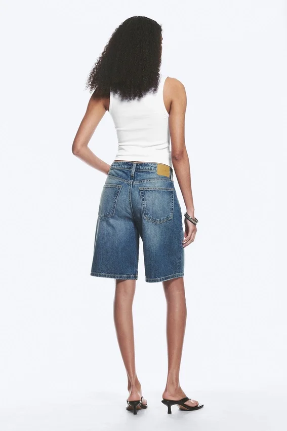 Pantalones cortos vaqueros de talle bajo Monterey – Azul radio – Azul medio Pantalones cortos vaqueros de talle bajo Monterey – Azul radio – Azul medio