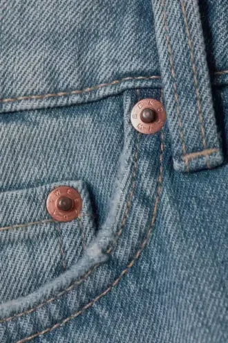 Pantalones cortos vaqueros de talle bajo Monterey – Blue Fade – Azul medio