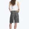 Pantalones cortos vaqueros de talle bajo Monterey – Gris desgastado – Gris Pantalones cortos vaqueros de talle bajo Monterey – Gris desgastado – Gris