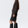 Pantalones cortos vaqueros de talle bajo Monterey – Negro ajustado