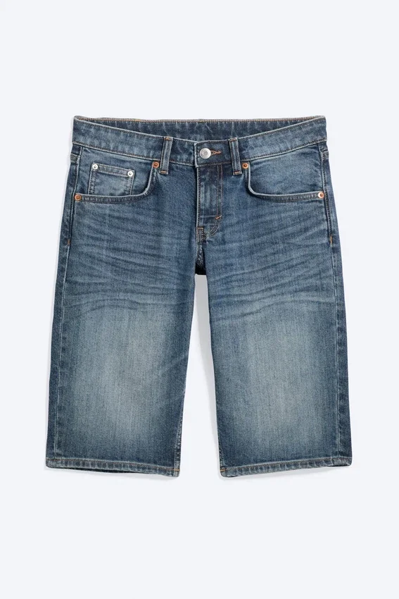 Pantalones cortos vaqueros de talle bajo Planet Slim – Blue Hymn – Azul medio Pantalones cortos vaqueros de talle bajo Planet Slim – Blue Hymn – Azul medio
