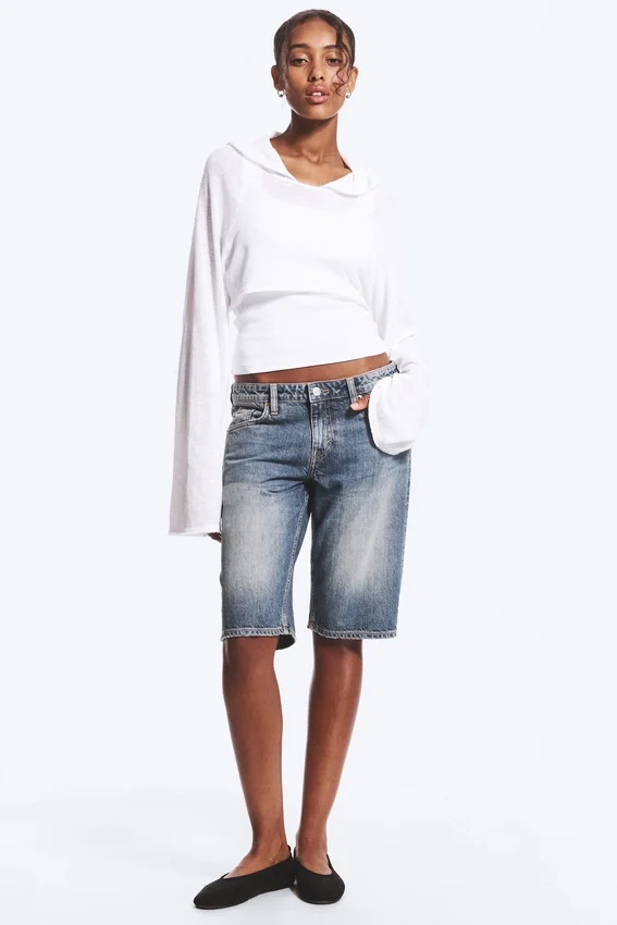 Pantalones cortos vaqueros de talle bajo y largo hasta la rodilla Atom – Azul Redondo – Azul medio Pantalones cortos vaqueros de talle bajo y largo hasta la rodilla Atom – Azul Redondo – Azul medio