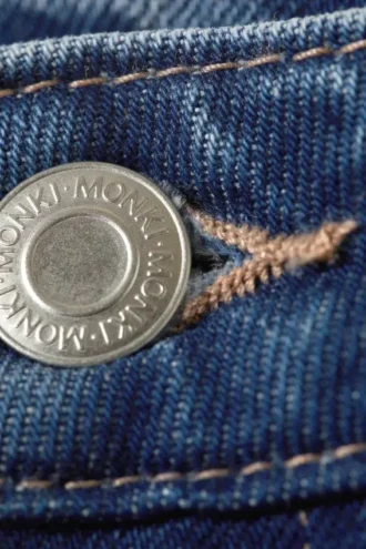 Pantalones cortos vaqueros de talle bajo y pierna ancha de Imoo – Azul atardecer – Azul medio