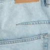 Pantalones cortos vaqueros de talle medio, holgados y con pinzas – Dream Blue – Azul claro Pantalones cortos vaqueros de talle medio, holgados y con pinzas – Dream Blue – Azul claro