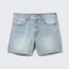 Pantalones cortos vaqueros de talle medio y corte recto Aimo – Azul Venecia – Azul claro Pantalones cortos vaqueros de talle medio y corte recto Aimo – Azul Venecia – Azul claro