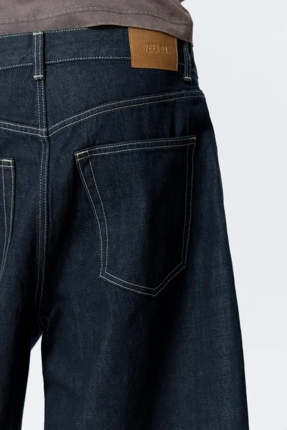 Pantalones cortos vaqueros holgados de talle medio Astro Loose Baggy – Blue Rinse – Azul oscuro Pantalones cortos vaqueros holgados de talle medio Astro Loose Baggy – Blue Rinse – Azul oscuro