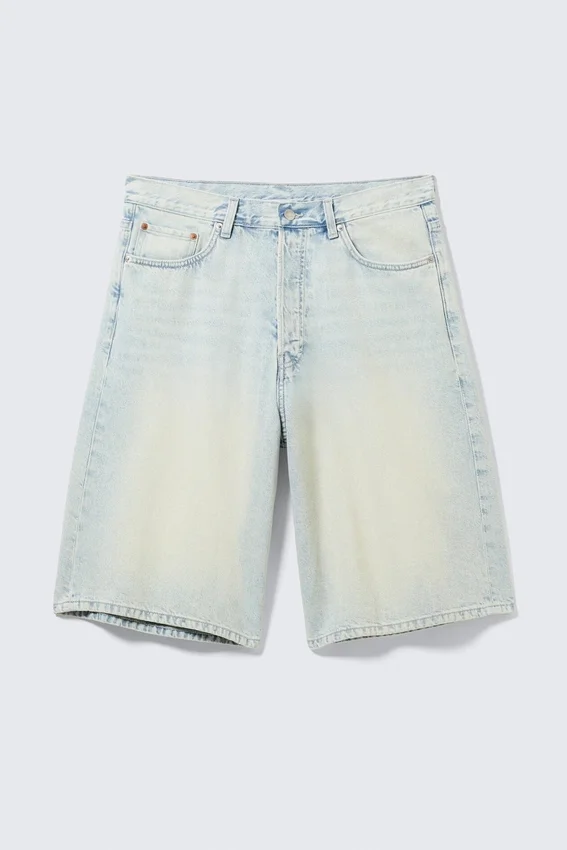 Pantalones cortos vaqueros holgados de talle medio Astro Loose Baggy – Citizen Blue – Azul claro Pantalones cortos vaqueros holgados de talle medio Astro Loose Baggy – Citizen Blue – Azul claro