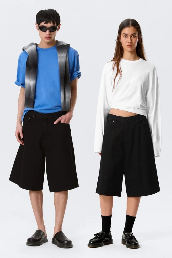 Pantalones cortos vaqueros holgados de talle medio Astro – Negro lavado – Negro Pantalones cortos vaqueros holgados de talle medio Astro – Negro lavado – Negro