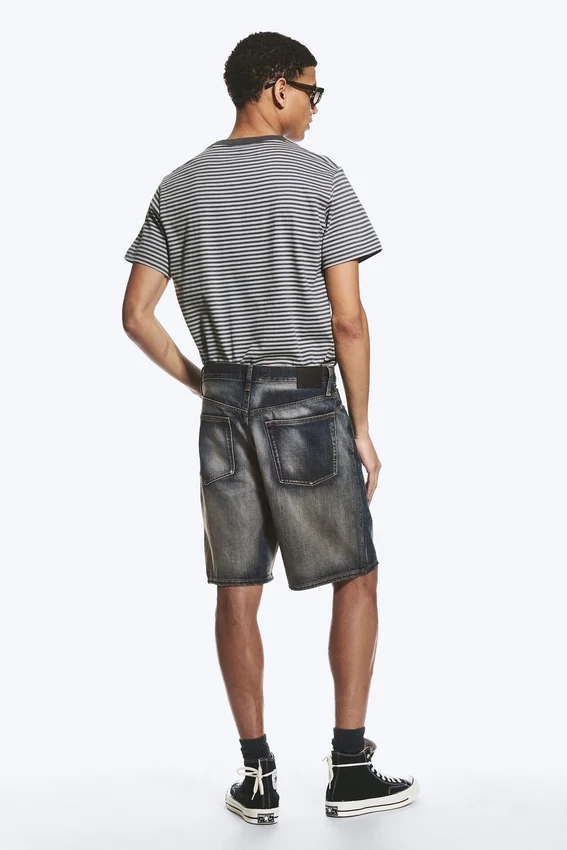 Pantalones cortos vaqueros holgados de talle medio Galaxy – Azul láser – Azul medio Pantalones cortos vaqueros holgados de talle medio Galaxy – Azul láser – Azul medio
