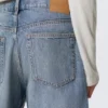 Pantalones cortos vaqueros holgados de talle medio Galaxy – Blue Horses – Azul medio Pantalones cortos vaqueros holgados de talle medio Galaxy – Blue Horses – Azul medio