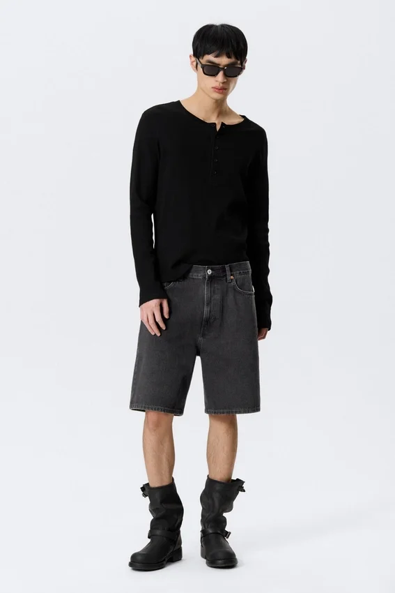 Pantalones cortos vaqueros holgados de talle medio Galaxy – Tuned Black Pantalones cortos vaqueros holgados de talle medio Galaxy – Tuned Black