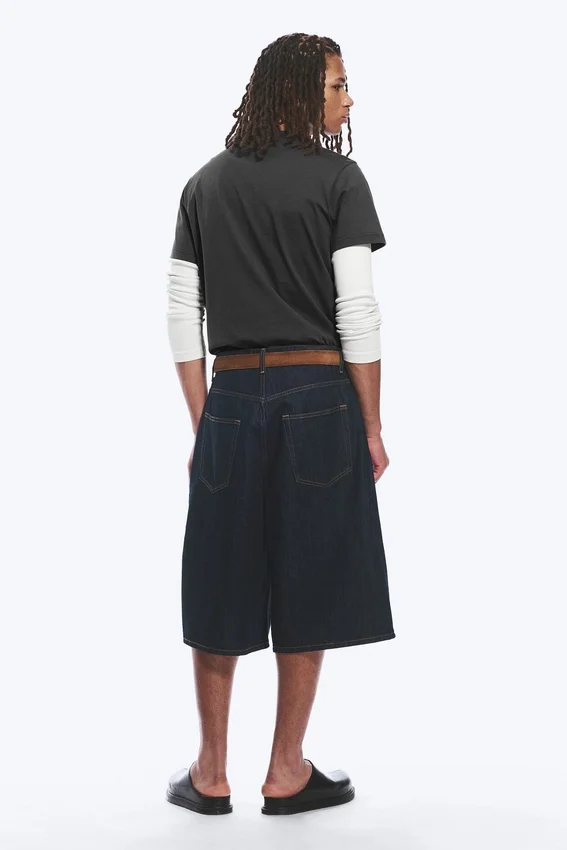 Pantalones cortos vaqueros holgados de tiro medio Void – Blue Rinse – Azul oscuro Pantalones cortos vaqueros holgados de tiro medio Void – Blue Rinse – Azul oscuro