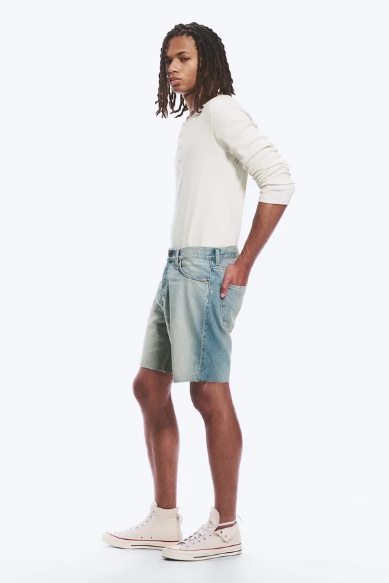 Pantalones cortos vaqueros holgados hasta la mitad del muslo – Azul puerto – Azul claro Pantalones cortos vaqueros holgados hasta la mitad del muslo – Azul puerto – Azul claro