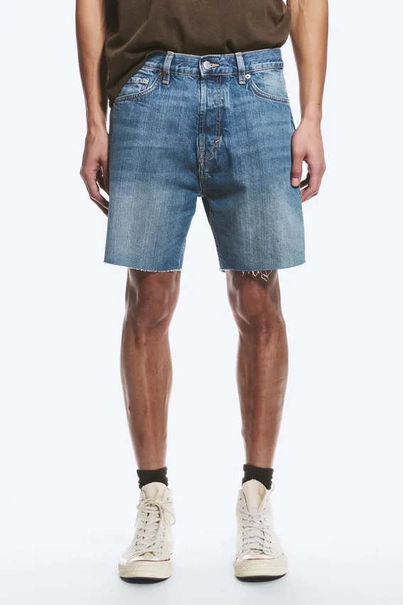 Pantalones cortos vaqueros holgados hasta la mitad del muslo Space – Azul Radio – Azul medio Pantalones cortos vaqueros holgados hasta la mitad del muslo Space – Azul Radio – Azul medio