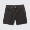 Pantalones cortos vaqueros holgados hasta la mitad del muslo – Tuned Black – Negro Pantalones cortos vaqueros holgados hasta la mitad del muslo – Tuned Black – Negro