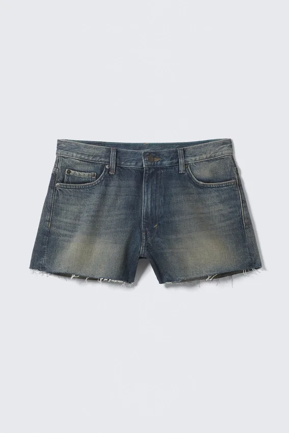 Pantalones cortos vaqueros mini de talle bajo con efecto desgastado Duchess – Azul Báltico – Azul oscuro Pantalones cortos vaqueros mini de talle bajo con efecto desgastado Duchess – Azul Báltico – Azul oscuro