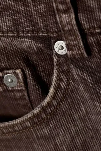 Pantalones de algodón de corte acampanado bajo – Marrón oscuro estructurado