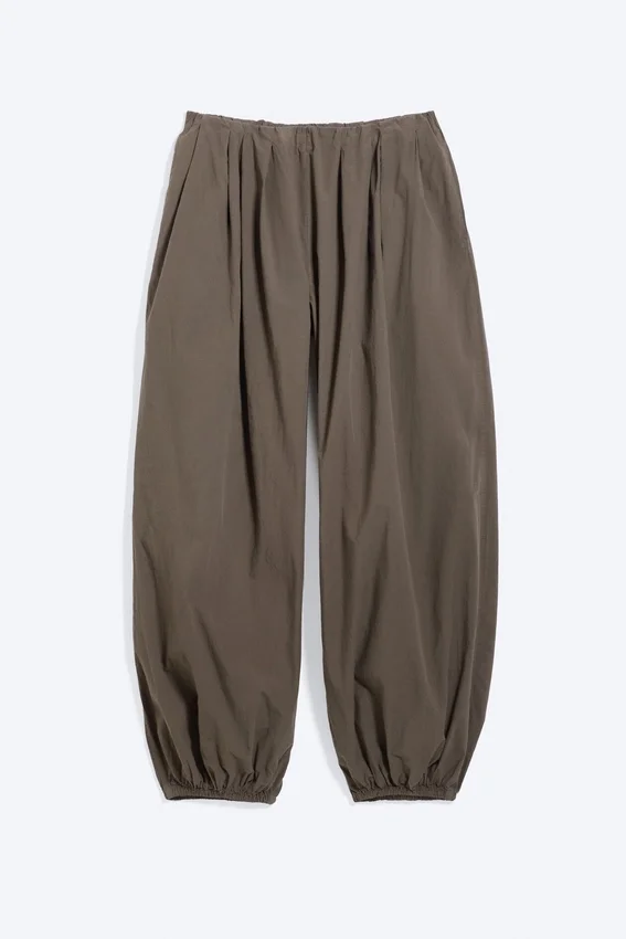 Pantalones de algodón de corte globo – Gris topo oscuro Pantalones de algodón de corte globo – Gris topo oscuro