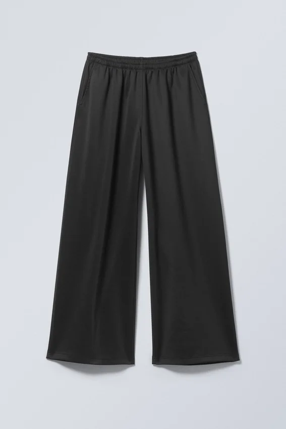 Pantalones de chándal Aida – Negro Pantalones de chándal Aida – Negro
