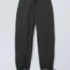 Pantalones de chándal Alister Parachute – Negro Pantalones de chándal Alister Parachute – Negro