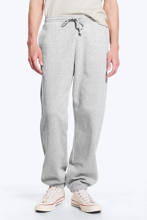 Pantalones de chándal clásicos – Gris claro difuminado Pantalones de chándal clásicos – Gris claro difuminado