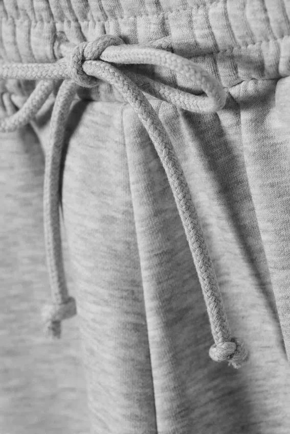 Pantalones de chándal clásicos – Gris claro difuminado Pantalones de chándal clásicos – Gris claro difuminado
